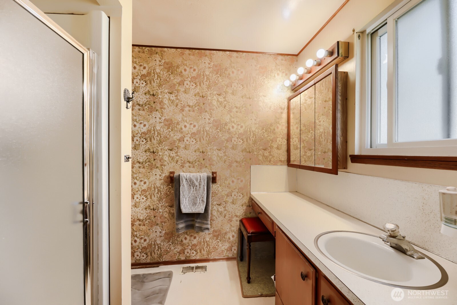 24119 78th Place W, Edmonds, WA 98026-9111