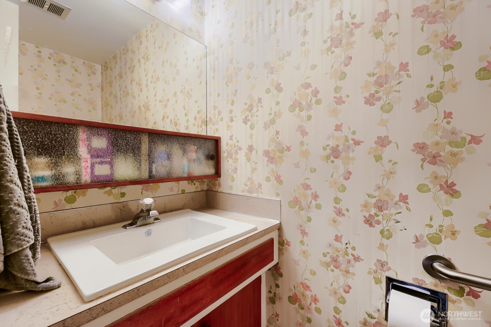 24119 78th Place W, Edmonds, WA 98026-9111