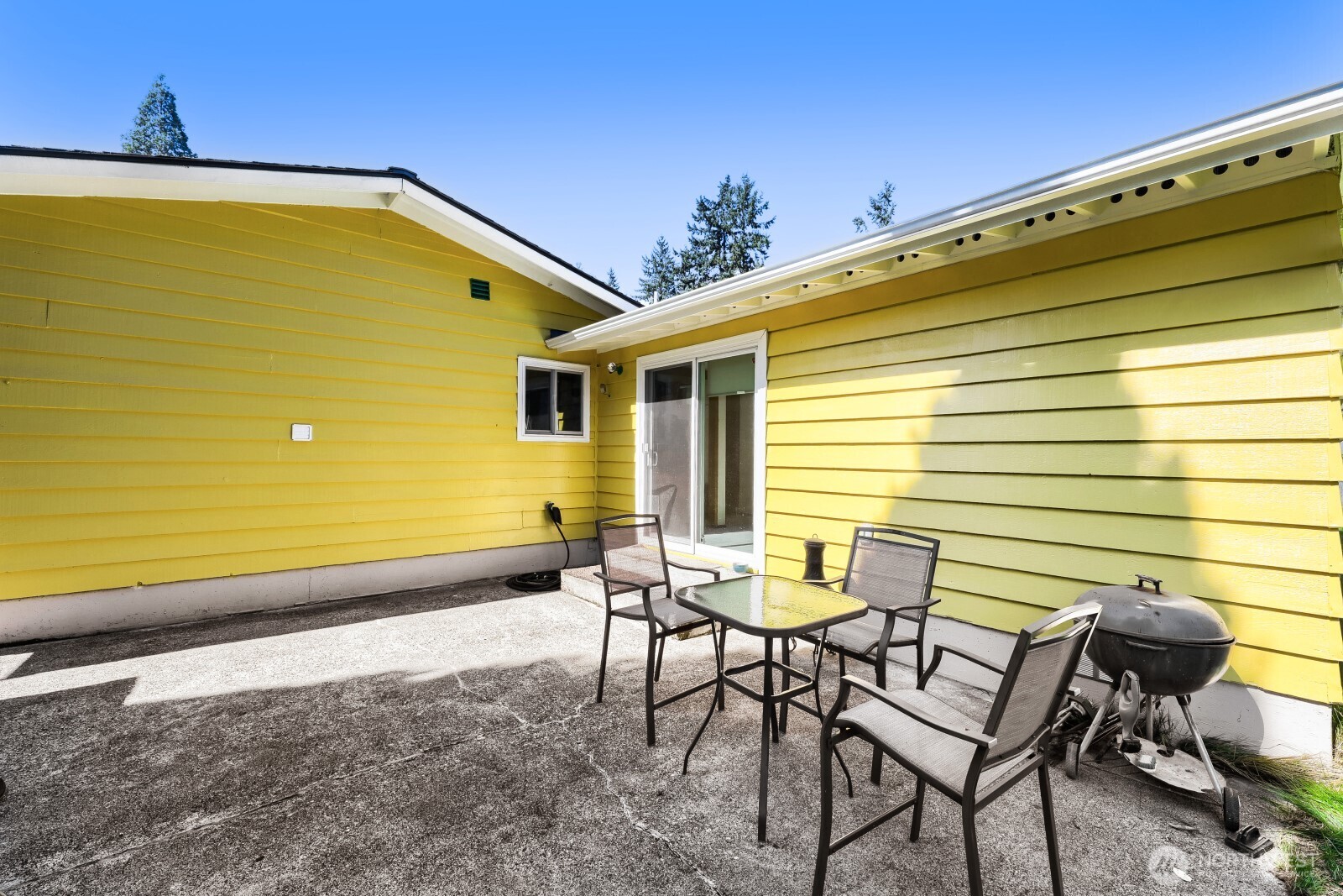 24119 78th Place W, Edmonds, WA 98026-9111