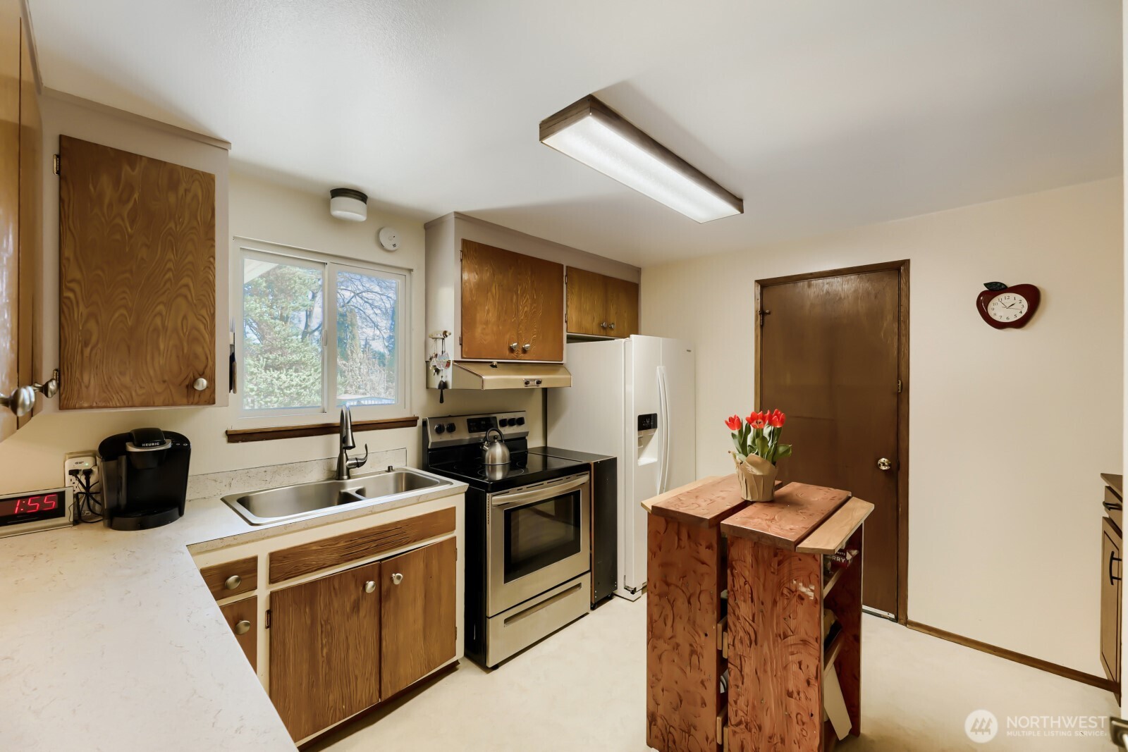 24119 78th Place W, Edmonds, WA 98026-9111