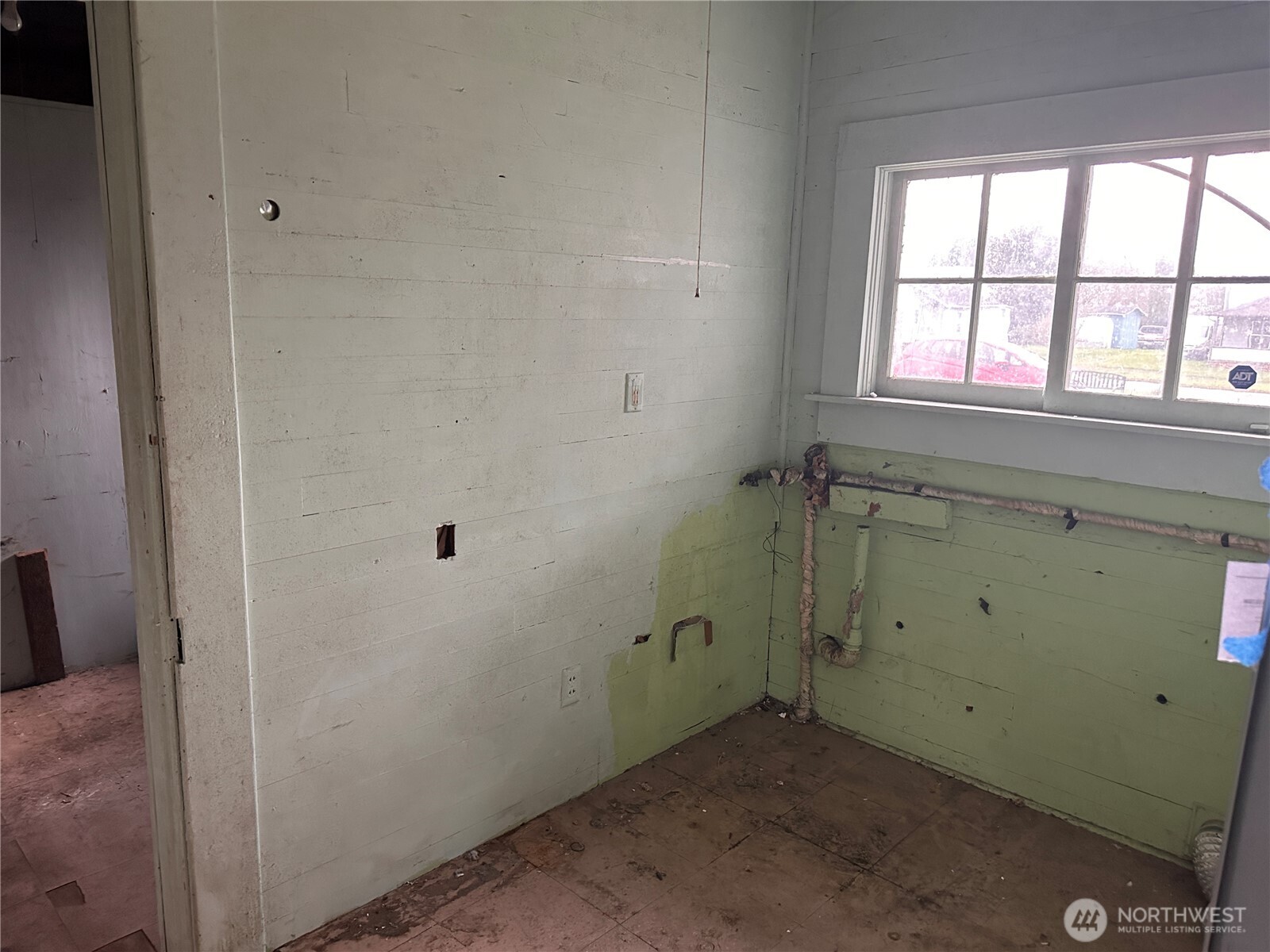 1112 4th Street , Cosmopolis, WA 98537