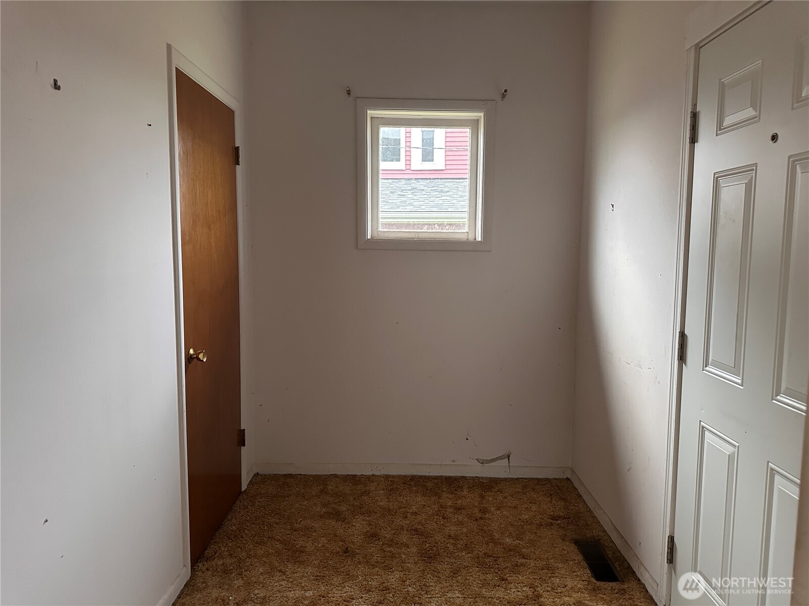 1112 4th Street , Cosmopolis, WA 98537