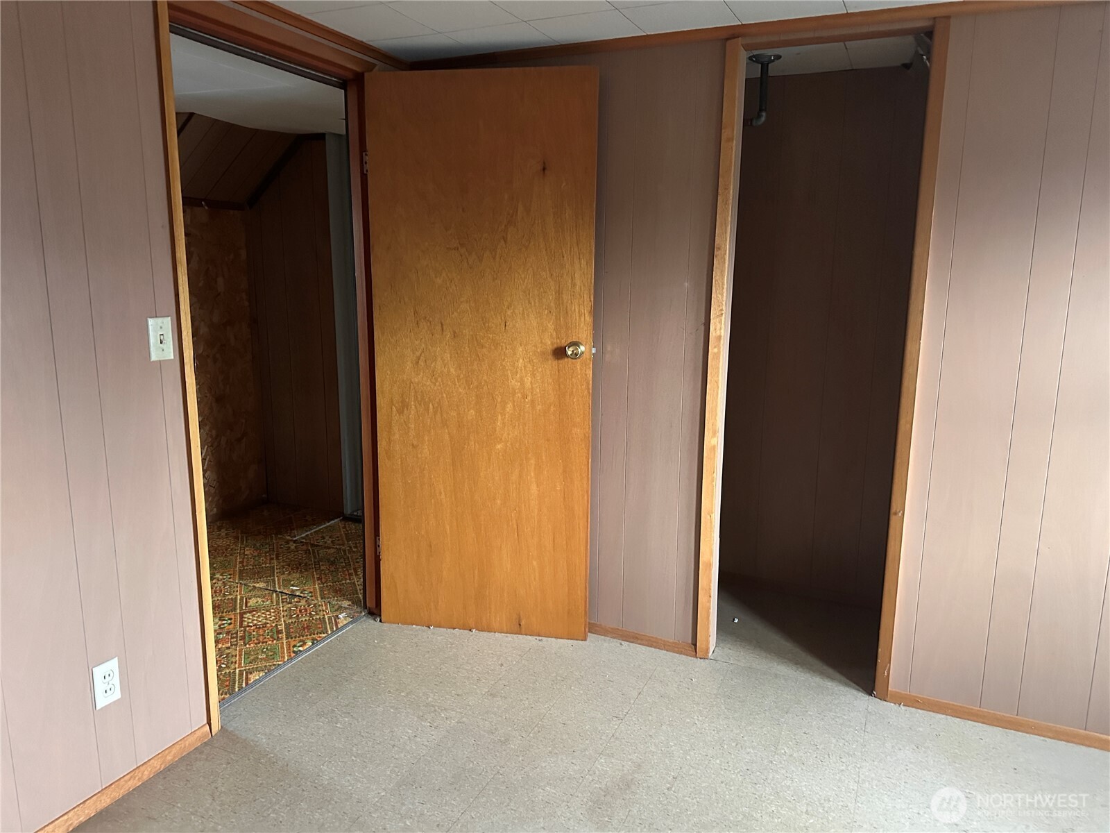 1112 4th Street , Cosmopolis, WA 98537