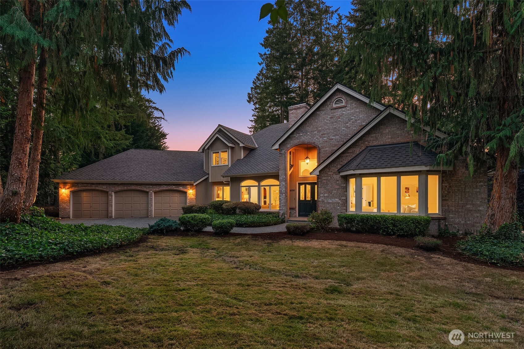 16707 NE 124th Street , Redmond, WA 98052