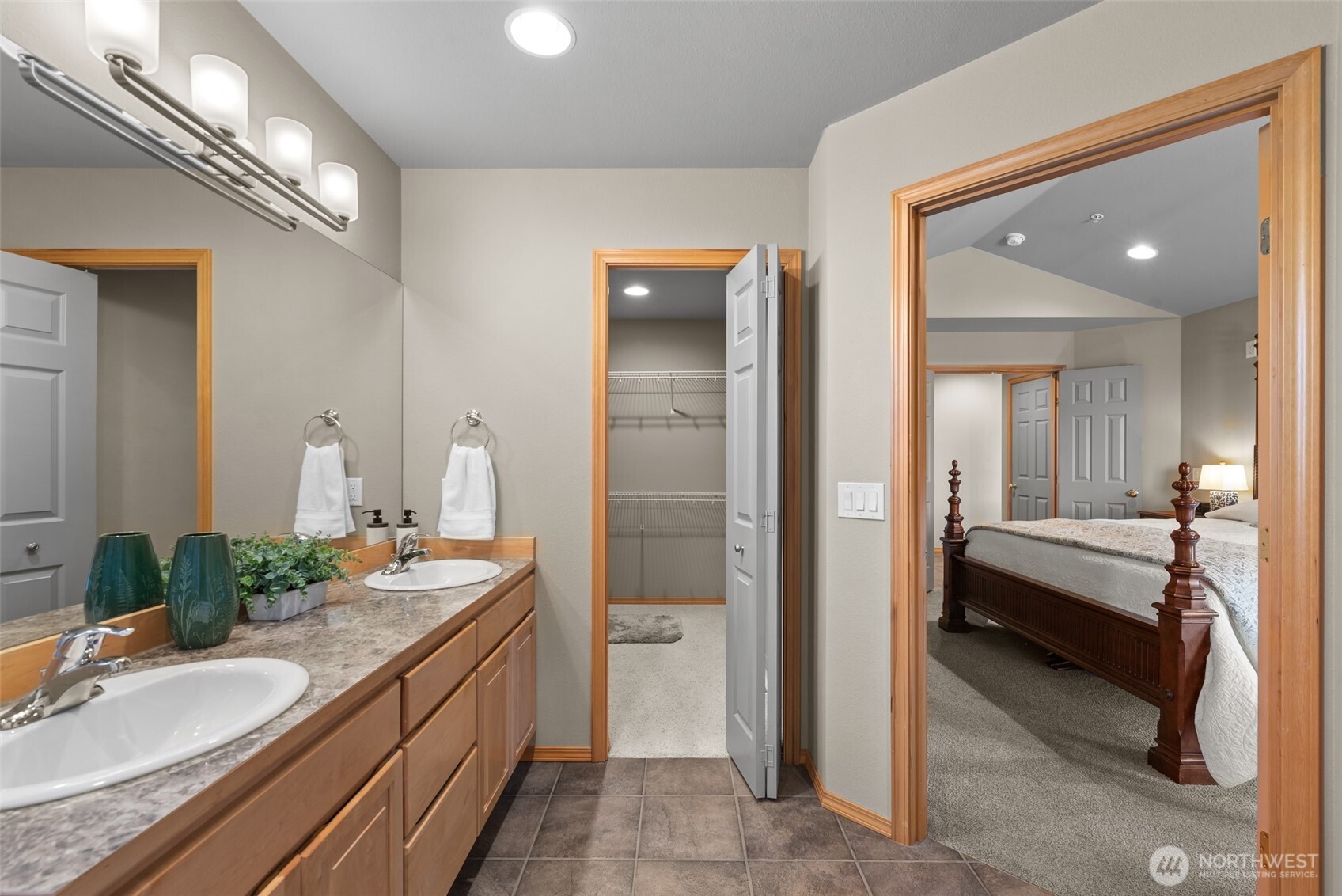 1264 Wheatridge Drive , East Wenatchee, WA 98802