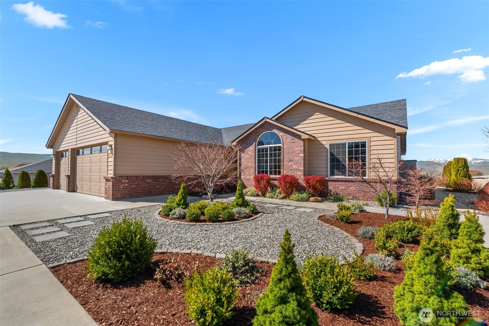 1264 Wheatridge Drive , East Wenatchee, WA 98802