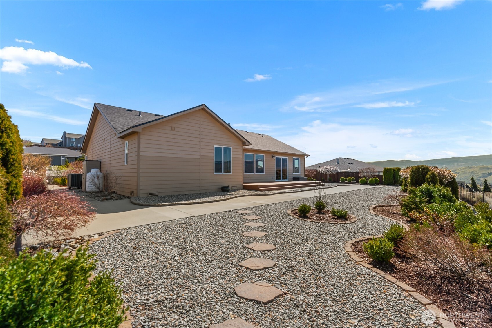 1264 Wheatridge Drive , East Wenatchee, WA 98802
