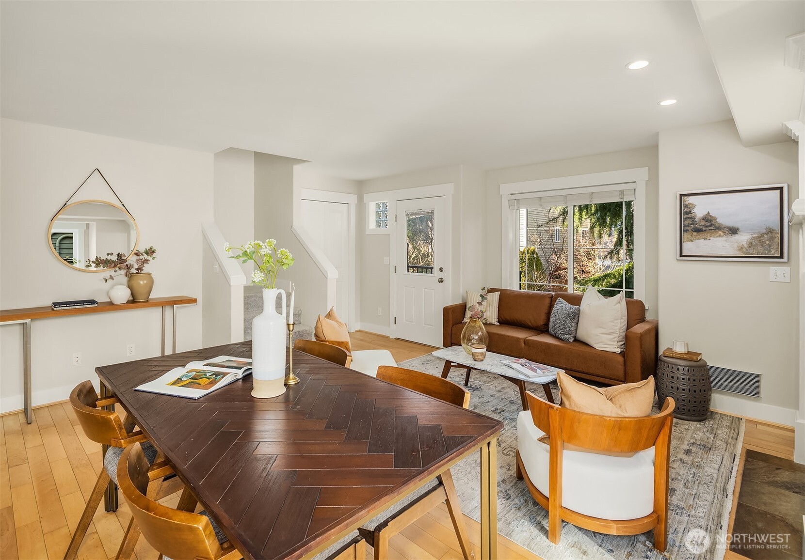 739 N 94th Street #B, Seattle, WA 98103