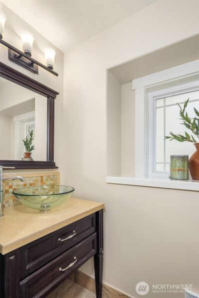 739 N 94th Street #B, Seattle, WA 98103 - Photo 24