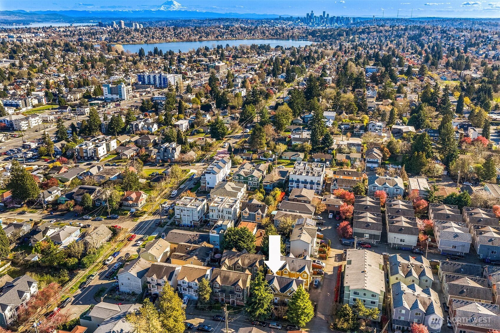 739 N 94th Street #B, Seattle, WA 98103