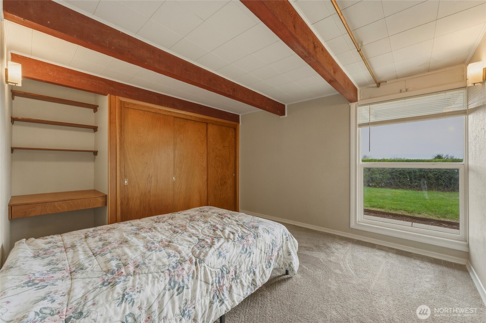 950 SE 12th Street , College Place, WA 99324