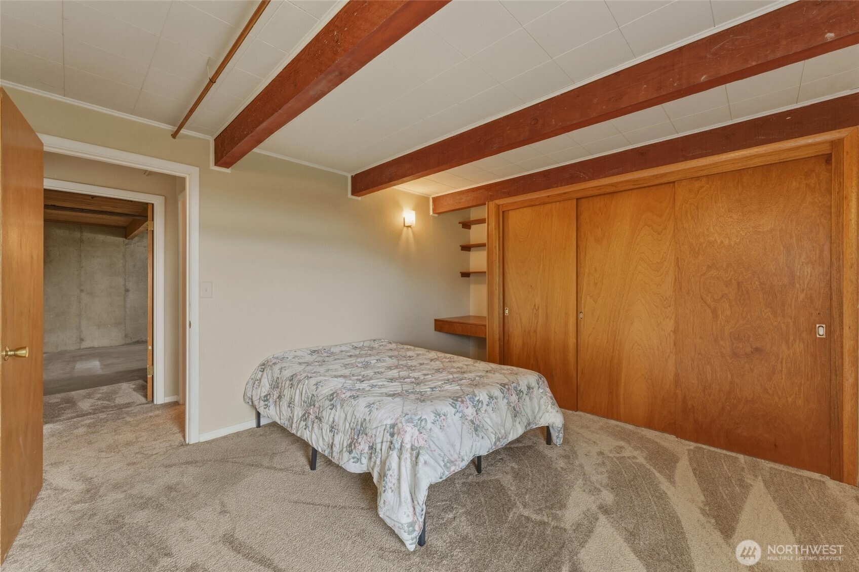 950 SE 12th Street , College Place, WA 99324