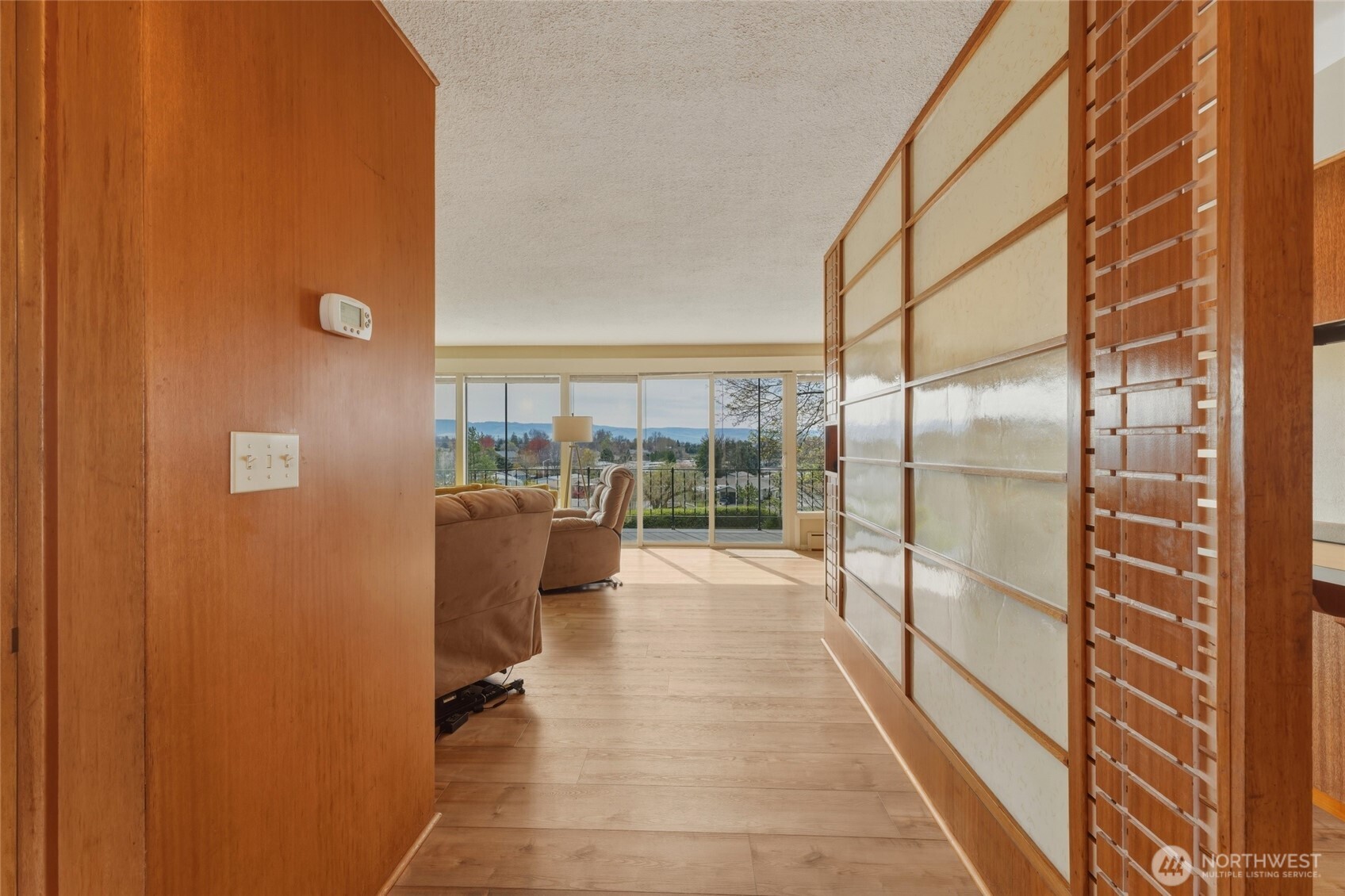 950 SE 12th Street , College Place, WA 99324