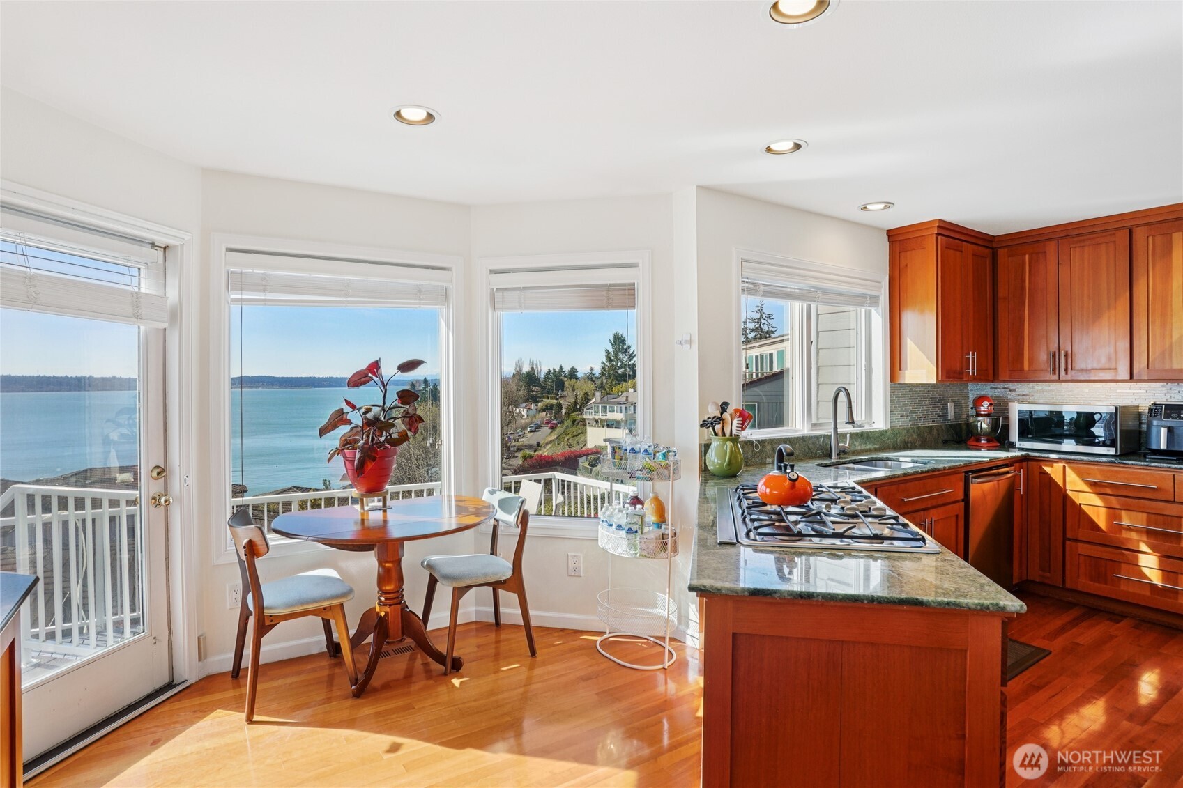 6412 E Side Drive NE #S, Tacoma, WA 98422