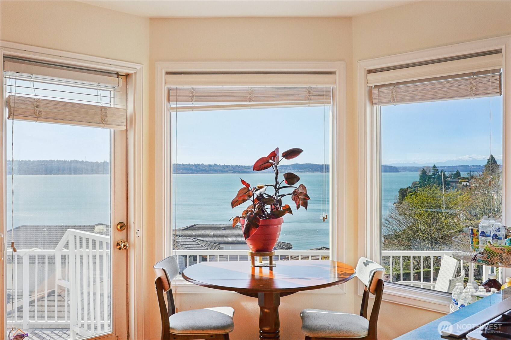 6412 E Side Drive NE #S, Tacoma, WA 98422