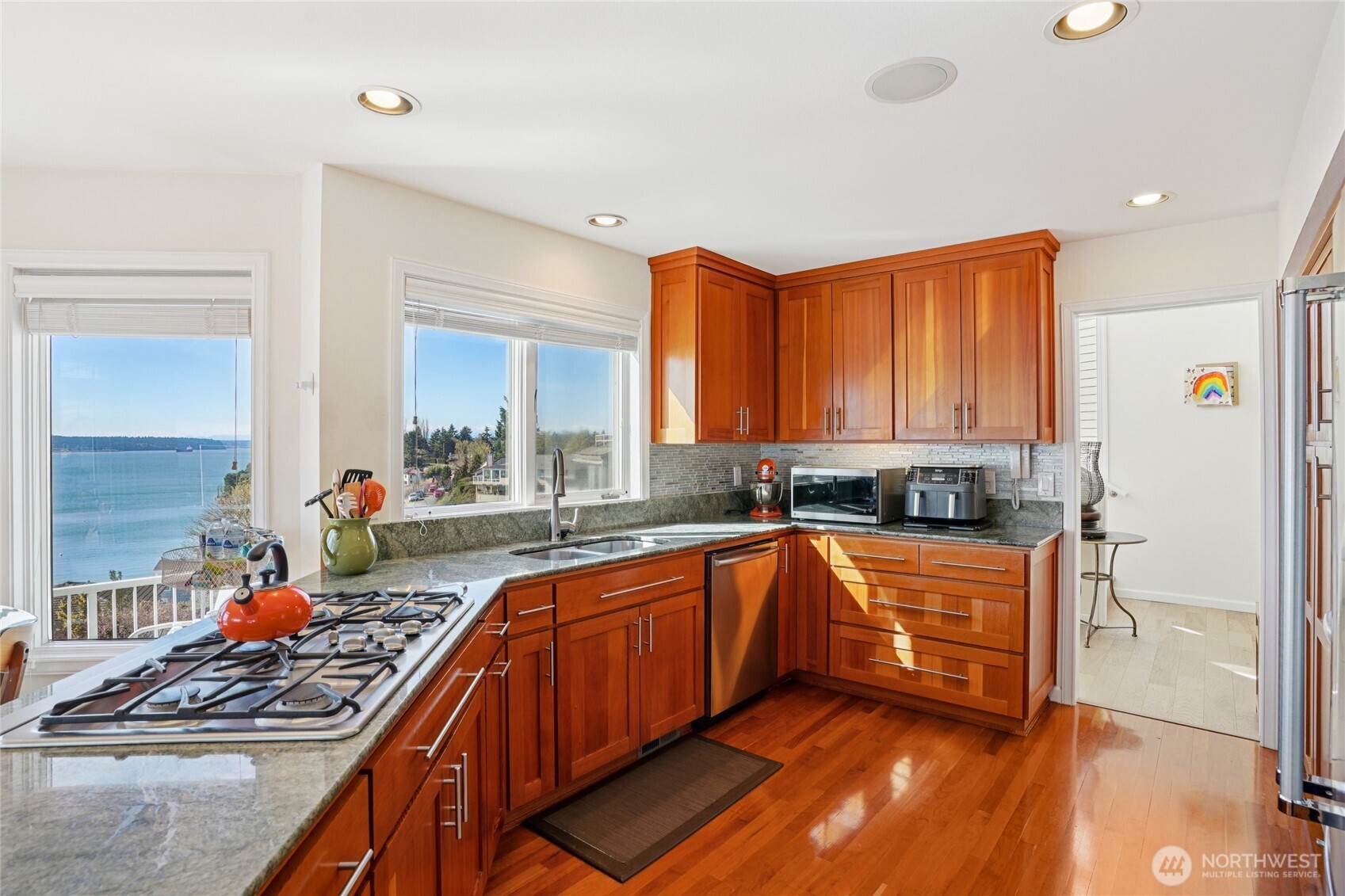 6412 E Side Drive NE #S, Tacoma, WA 98422