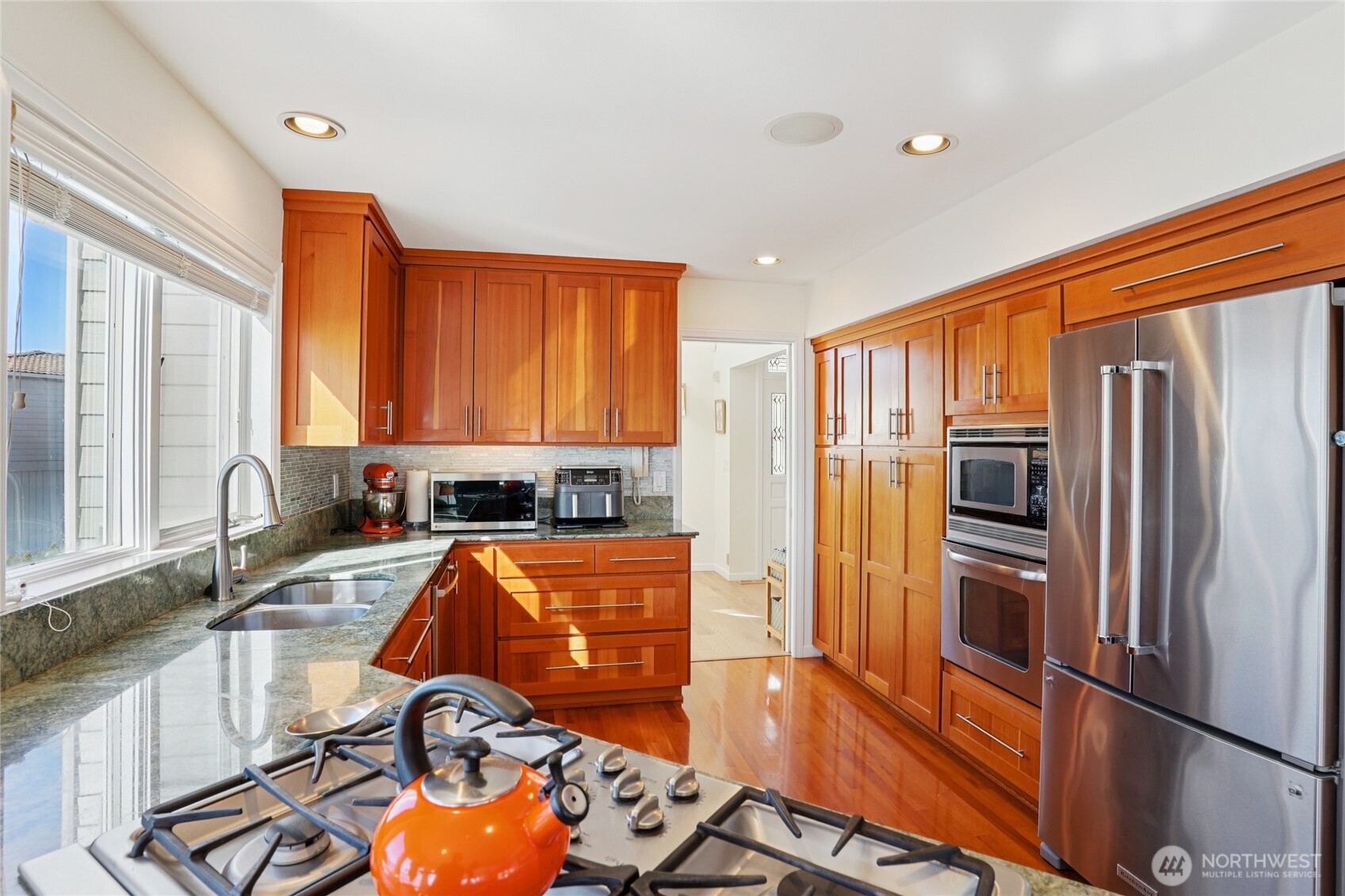 6412 E Side Drive NE #S, Tacoma, WA 98422