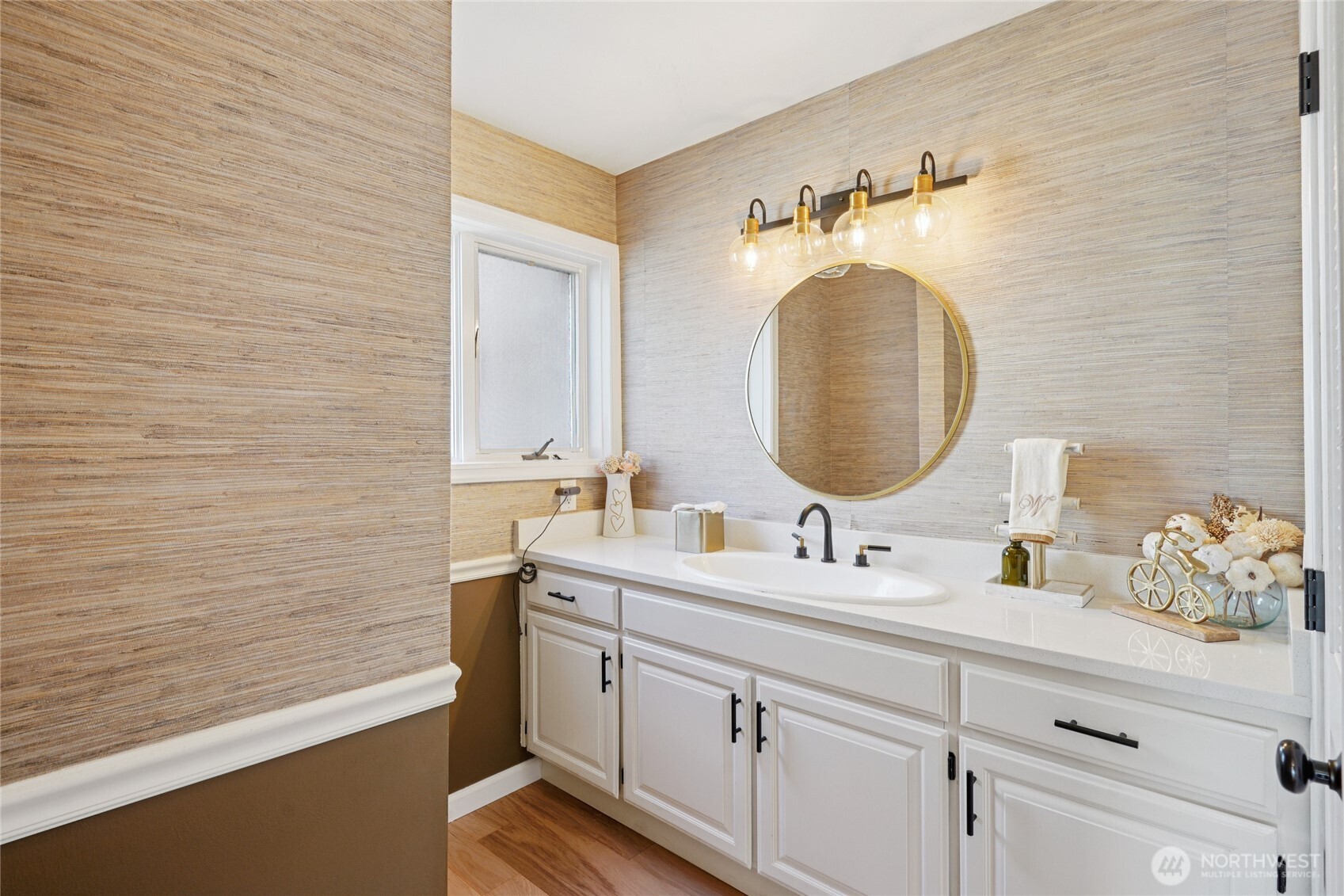 6412 E Side Drive NE #S, Tacoma, WA 98422