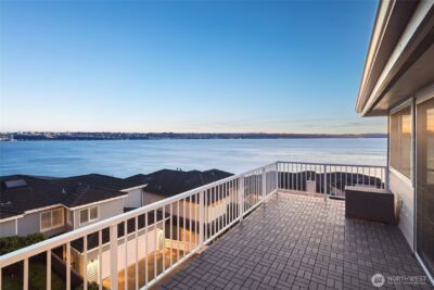 6412 E Side Drive NE #S, Tacoma, WA 98422 - Photo 2