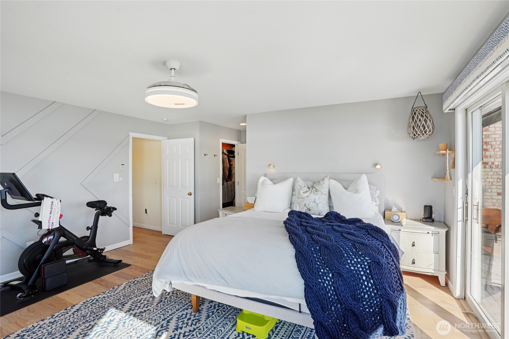 6412 E Side Drive NE #S, Tacoma, WA 98422