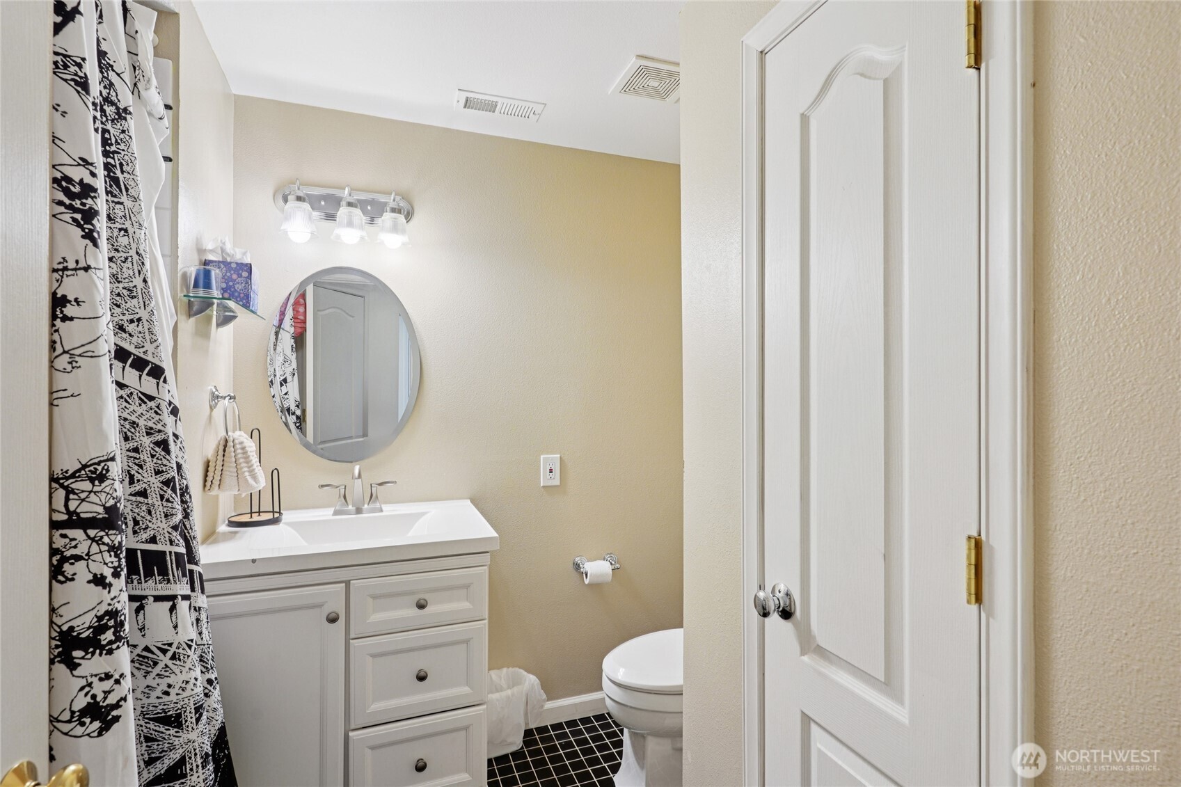 6412 E Side Drive NE #S, Tacoma, WA 98422