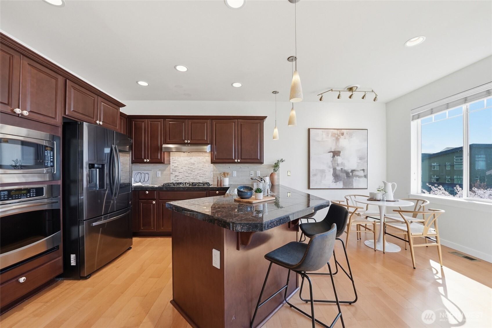 1757 9th Court NE, Issaquah, WA 98029