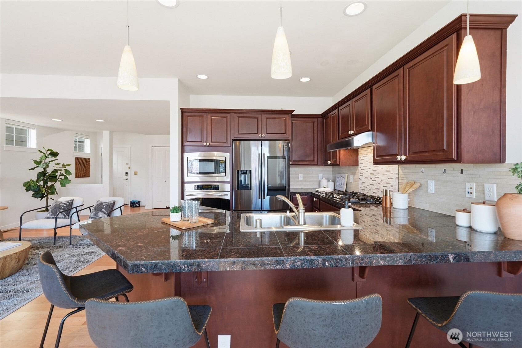 1757 9th Court NE, Issaquah, WA 98029