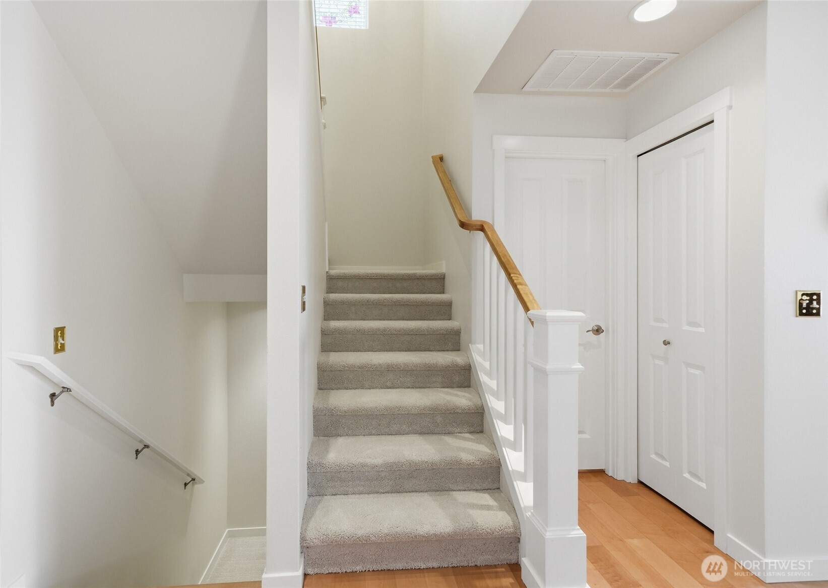 1757 9th Court NE, Issaquah, WA 98029