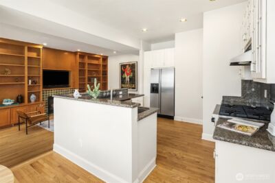 928 17th Avenue E, Seattle, WA 98112 - Photo 11