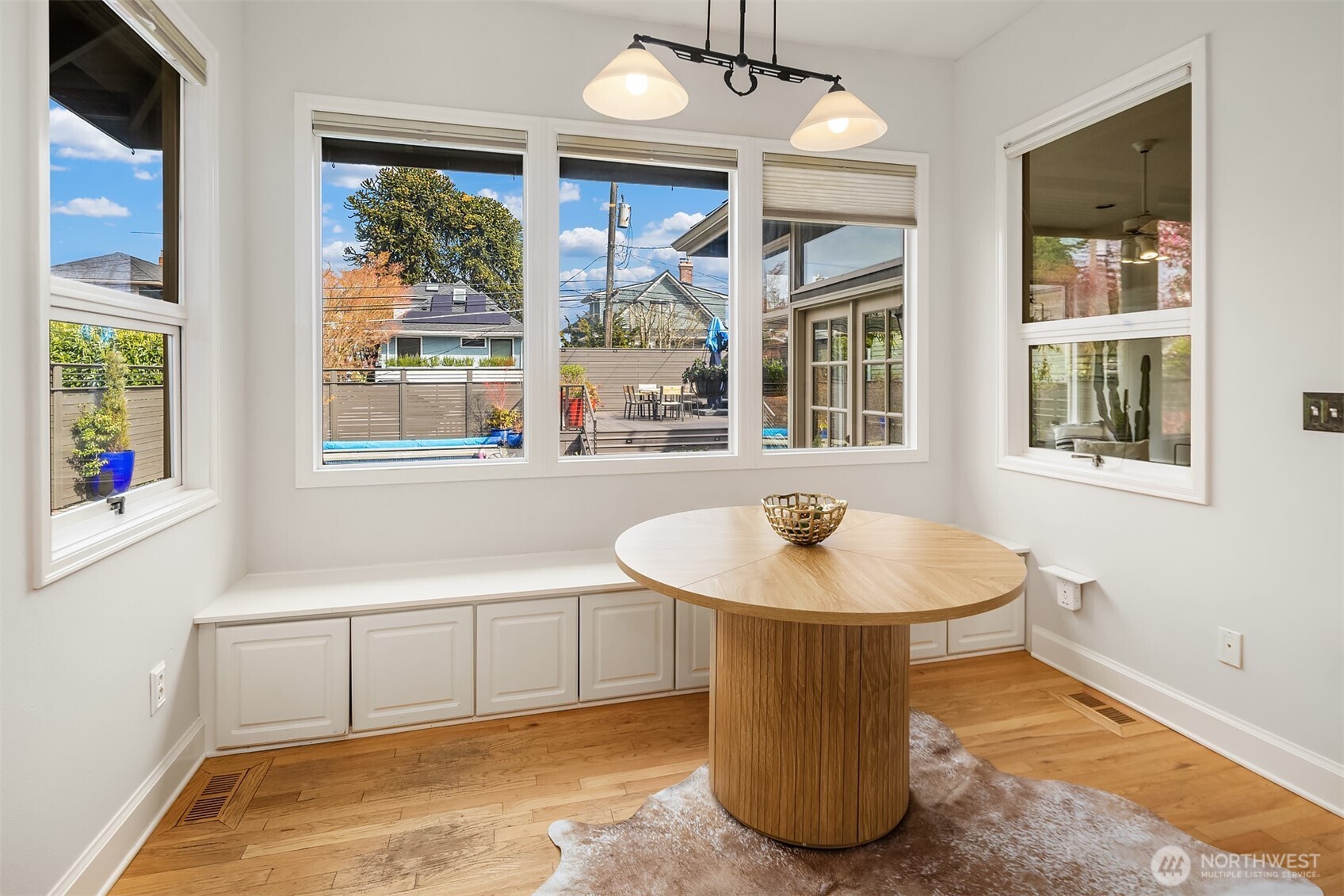 928 17th Avenue E, Seattle, WA 98112