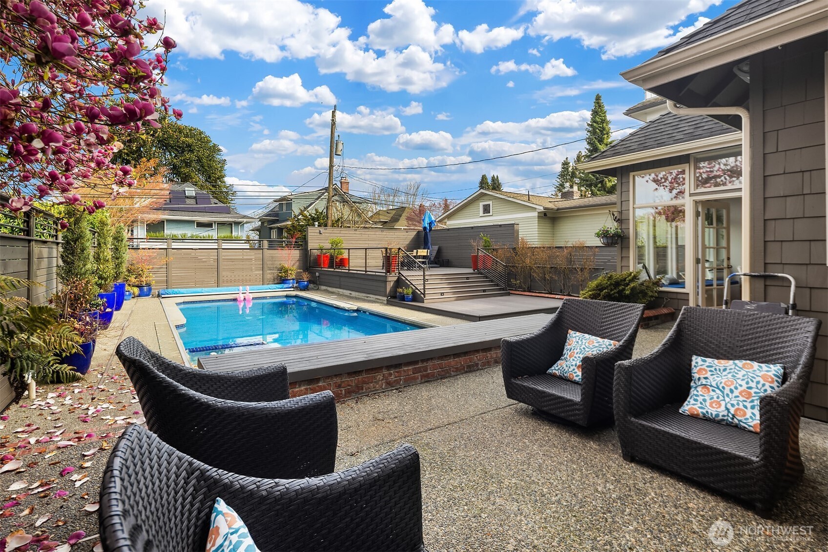 928 17th Avenue E, Seattle, WA 98112