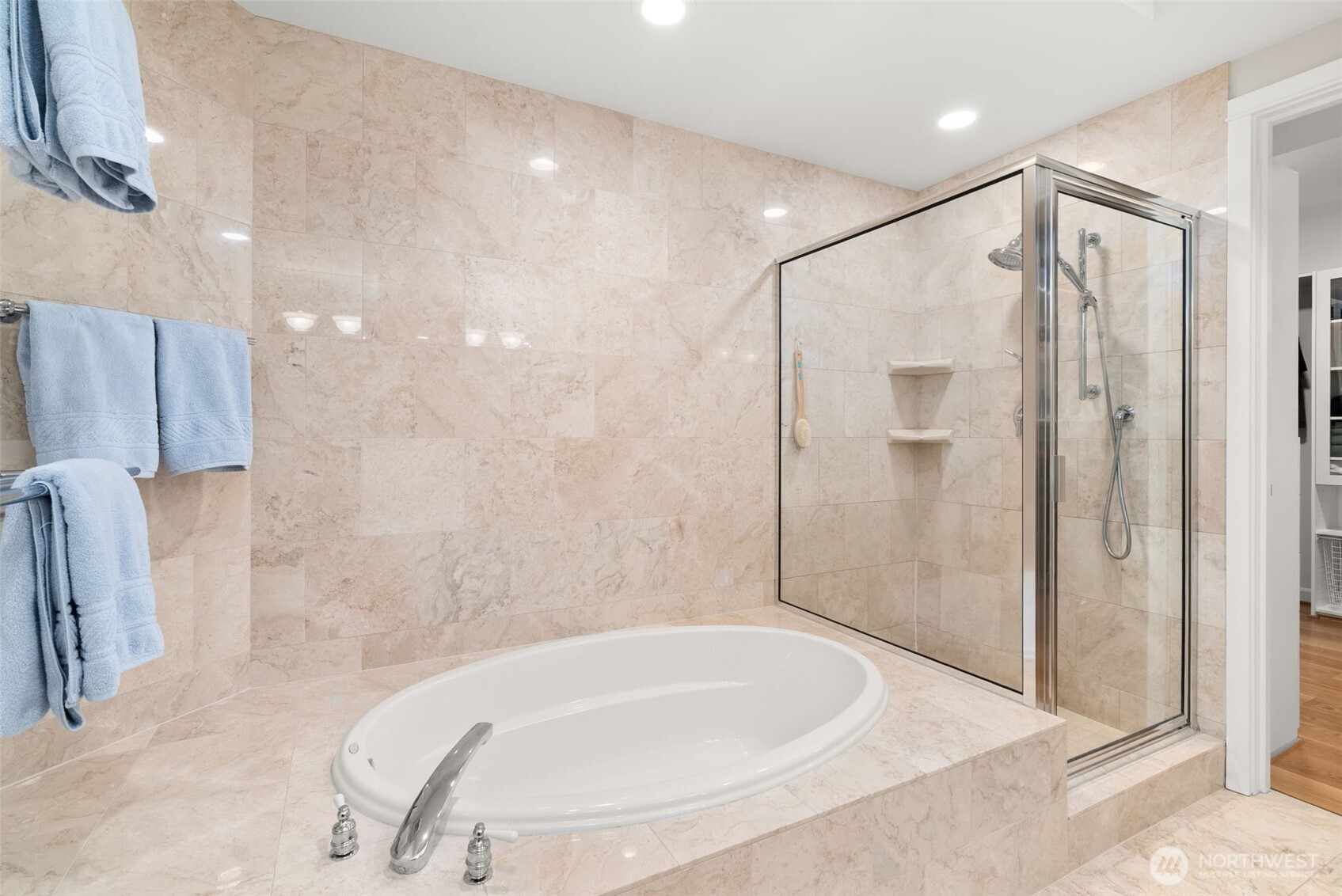 10047 Main Street #410, Bellevue, WA 98004