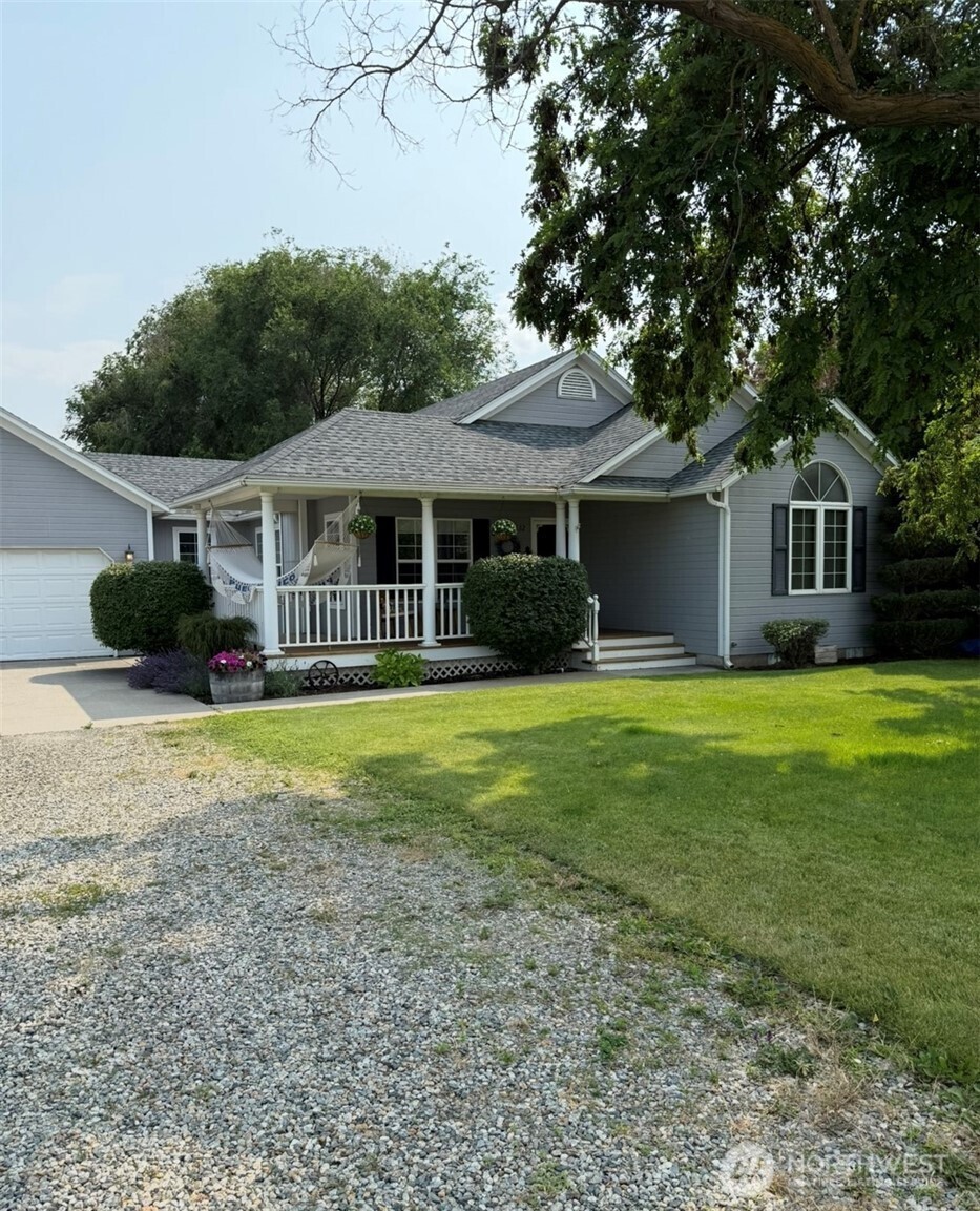432 5th Avenue , Oroville, WA 98844
