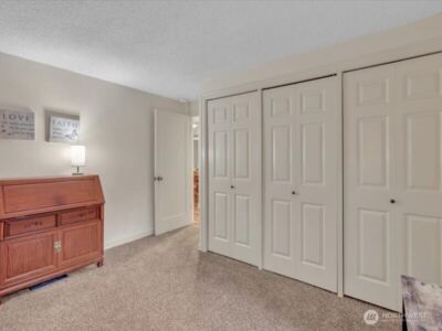 4629 W Lake Sammamish Parkway SE #H206, Issaquah, WA 98027 - Photo 10