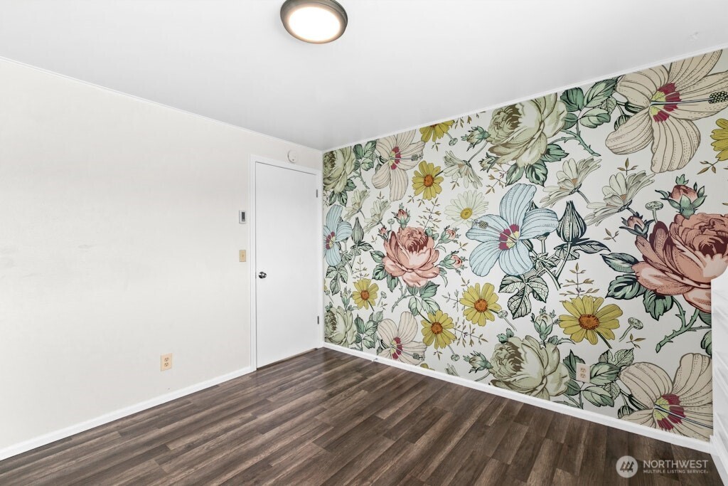 335 SW 4th Avenue , Oak Harbor, WA 98277