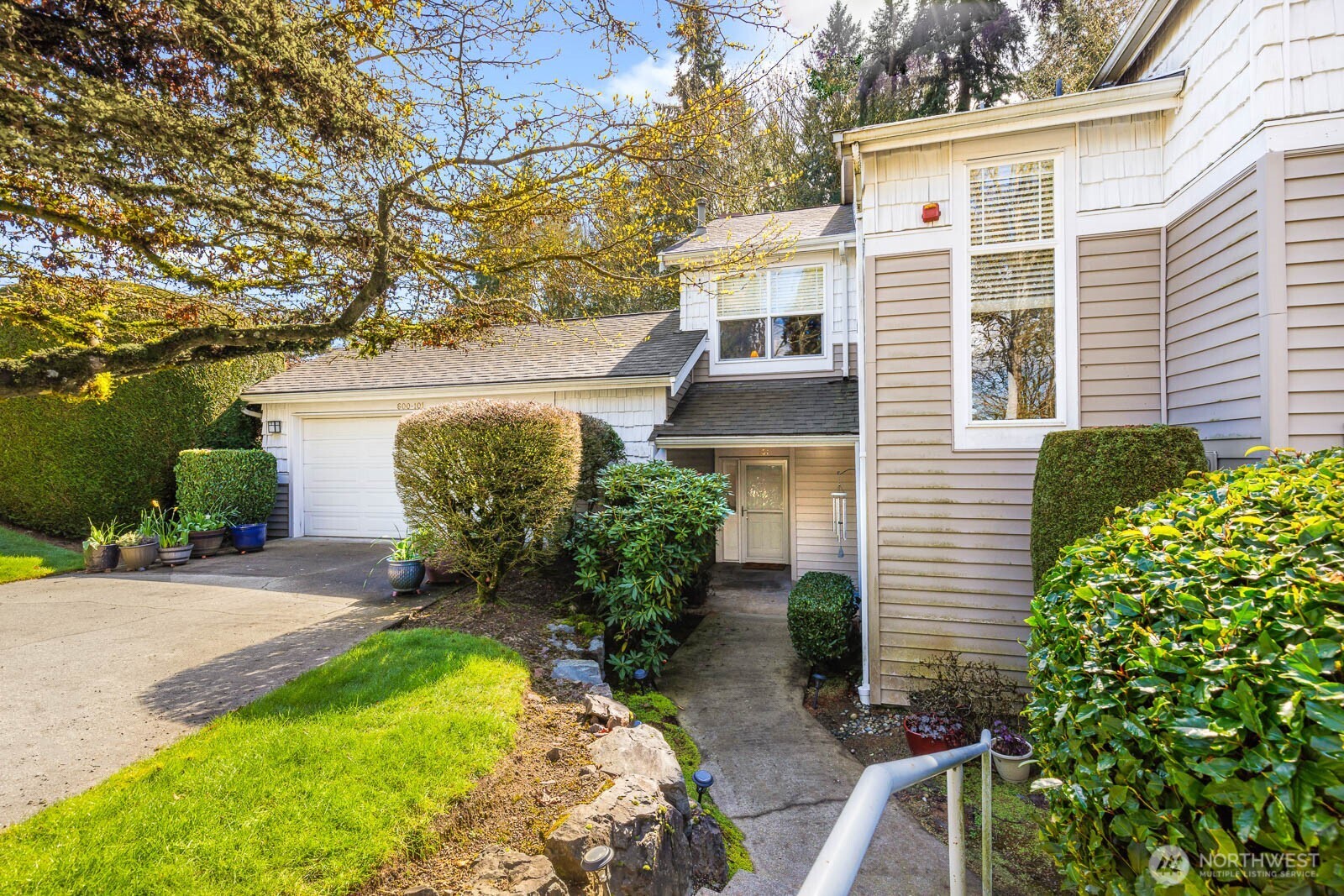 600 228th St SW #I101, Bothell, WA 98021