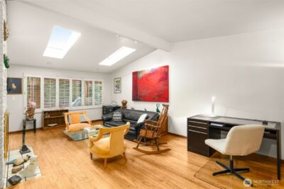 10529 NE 20th Place , Bellevue, WA 98004 - Photo 13