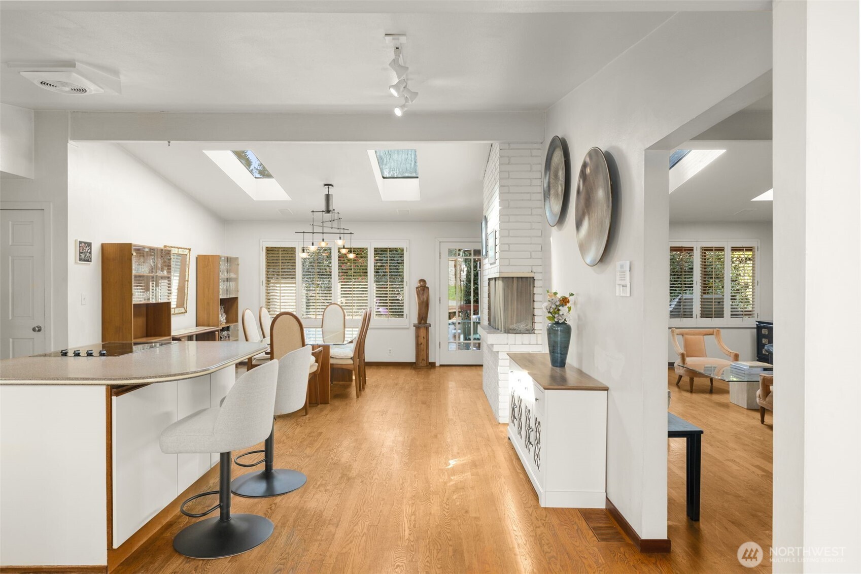 10529 NE 20th Place , Bellevue, WA 98004