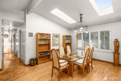 10529 NE 20th Place , Bellevue, WA 98004 - Photo 7