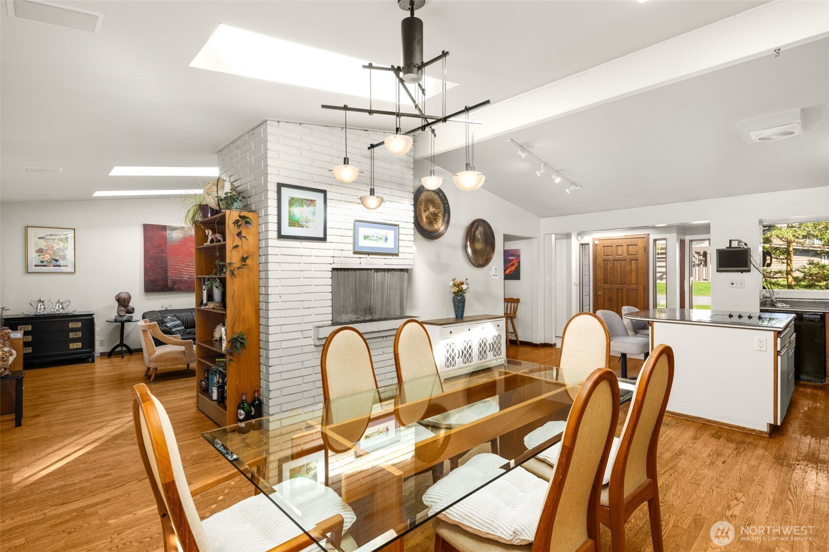 10529 NE 20th Place , Bellevue, WA 98004