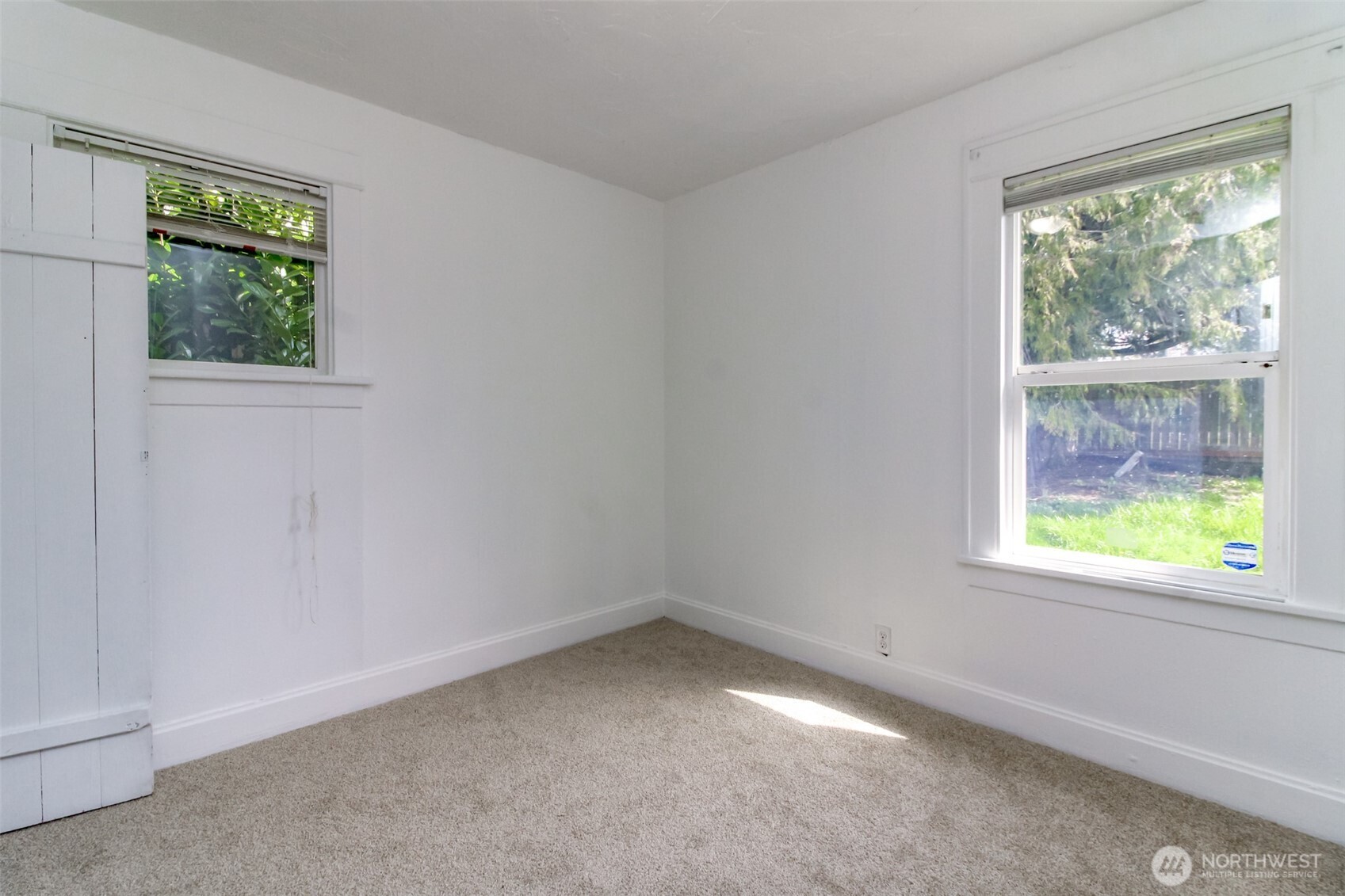 5637 S I Street , Tacoma, WA 98408