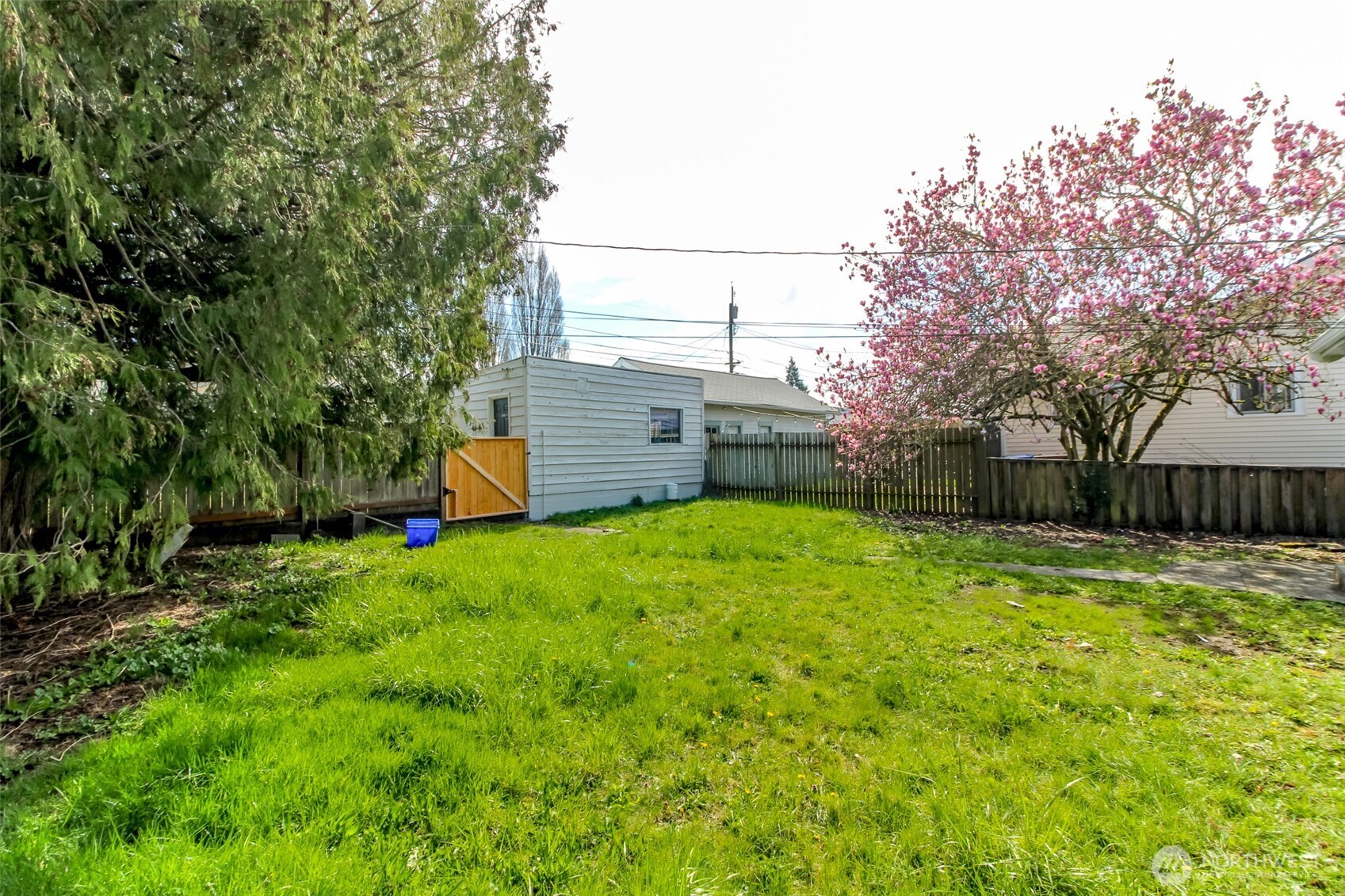 5637 S I Street , Tacoma, WA 98408