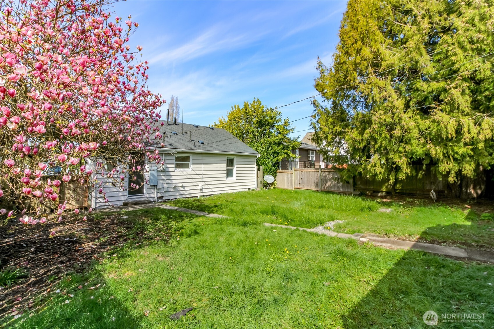 5637 S I Street , Tacoma, WA 98408