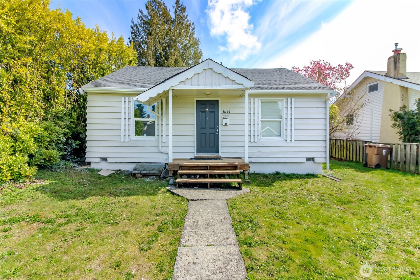 5637 S I Street , Tacoma, WA 98408
