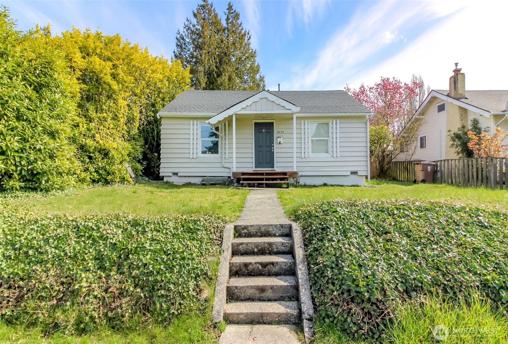 5637 S I Street , Tacoma, WA 98408