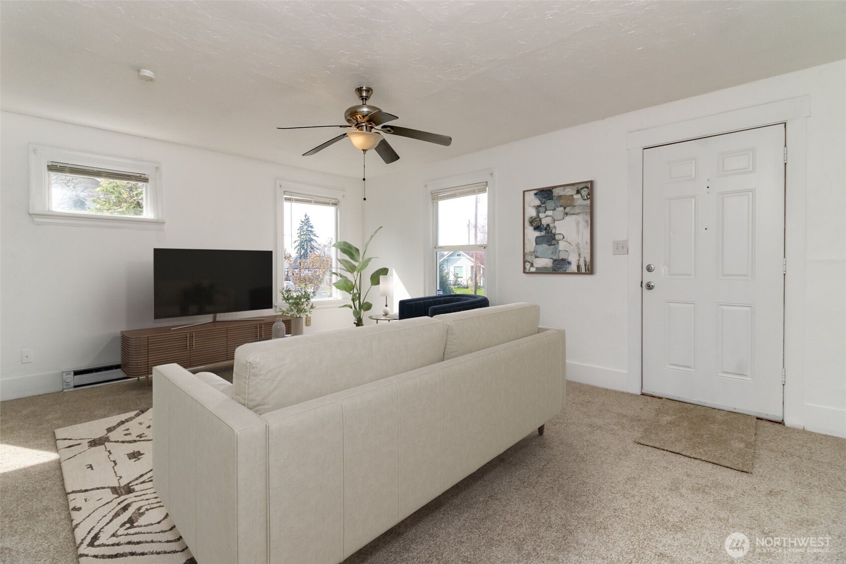 5637 S I Street , Tacoma, WA 98408