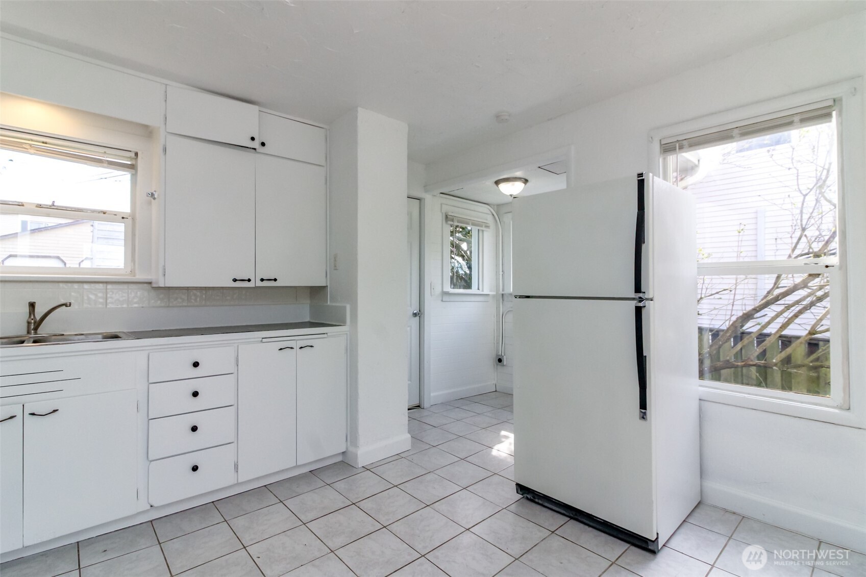 5637 S I Street , Tacoma, WA 98408