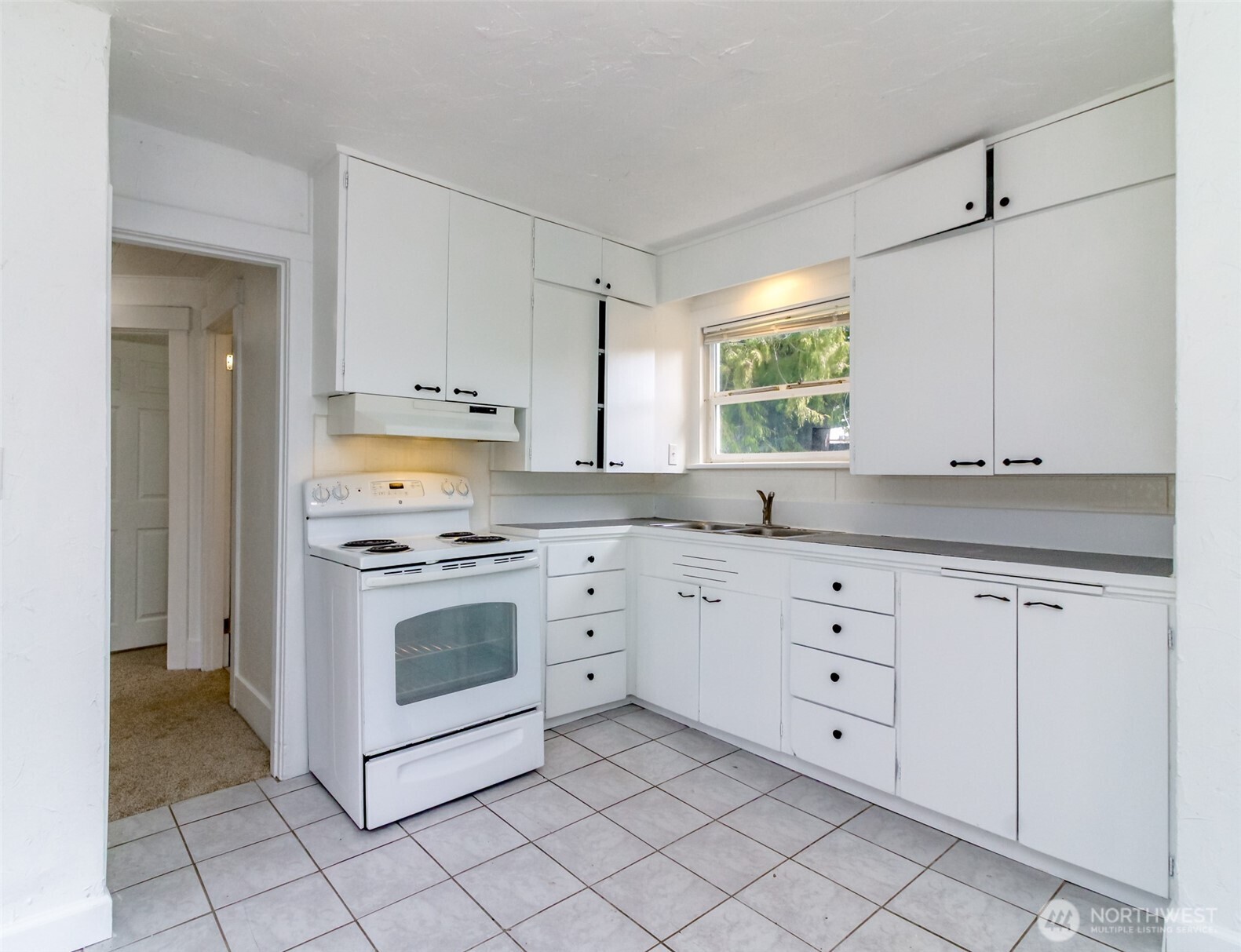 5637 S I Street , Tacoma, WA 98408