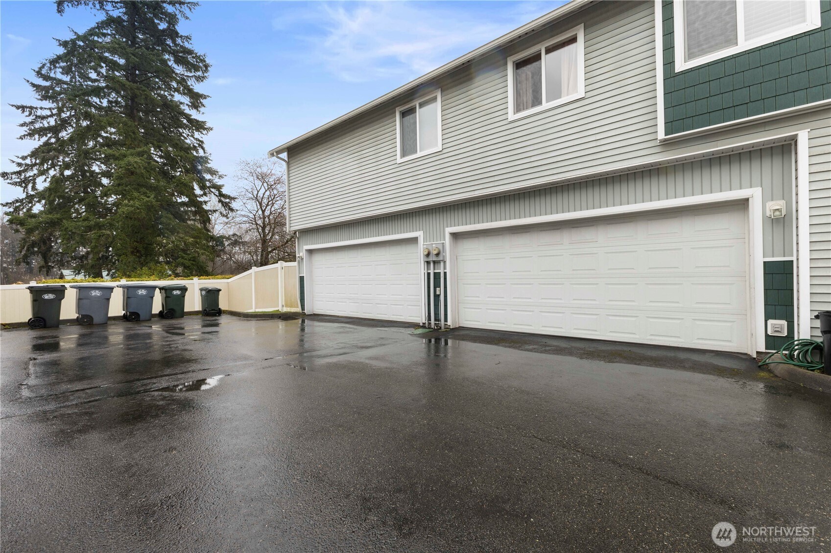 11233 3rd Avenue Ct E, Tacoma, WA 98445