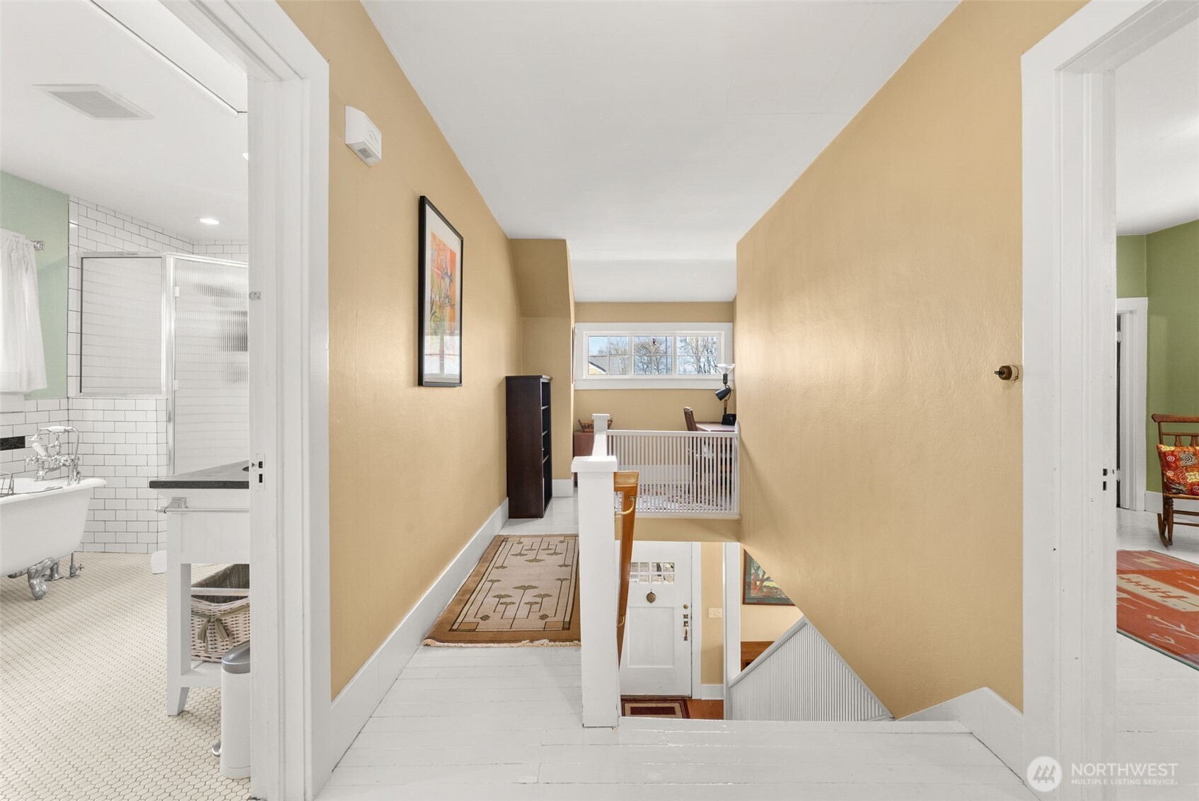 813 Midway Avenue NW, Olympia, WA 98502